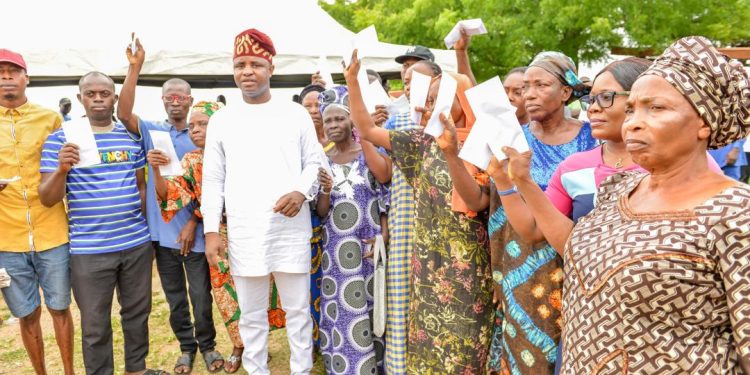 Ondo Assembly Majority Leader, Ogunmolasuyi Empowers Constituents, Reaffirms Support for less privileged| TheCity