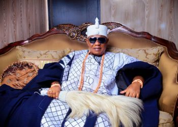 9th Anniversary: Former Students Leader, Adebobola Gabriel Congratulates Deji Of Akure | TheCity