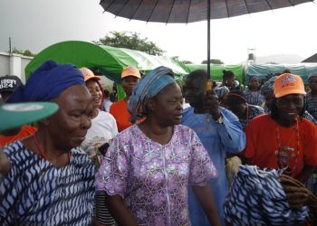 One Year Anniversary: Group Celebrates Interior Minister, Tunji-Ojo, presents new Campaign buses for Aiyedatiwa | TheCity 