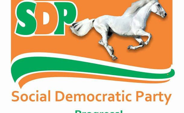 Crisis hits SDP as over 1200 Excos and Members dump party in Ondo State | TheCity
