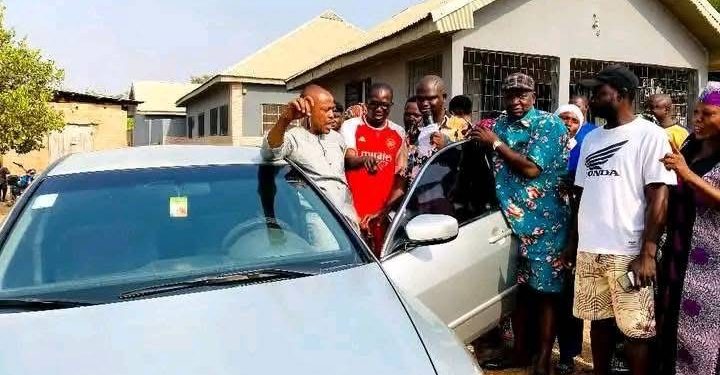 Ondo Lawmaker, Fatai Atere empowers Constituents on Valentine’s Day | TheCity