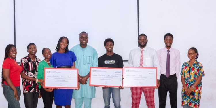 NAOSS OAU CHAPTER HOSTS SPELLING BEE CONTEST, PRESENTS SCHOLARSHIP TO MEMBERS TO COMMEMORATE PRESIDENT’S BIRTHDAY | TheCity