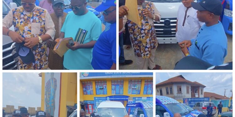 Interior Minister, Tunji-Ojo Presents 18-Seater Buses to Tinubu Support Groups in Ondo State | TheCity