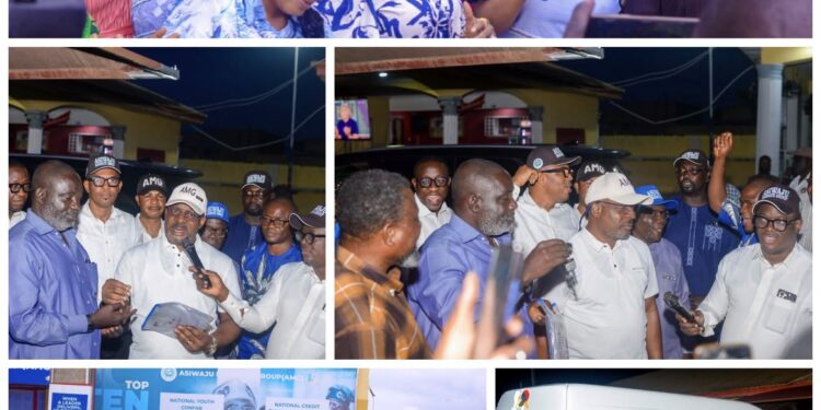 AMG Women’s wing and the Elan Club receives a brand new 18 seater Bus each from Hon. (Dr) Olubunmi Tunji-Ojo | TheCity